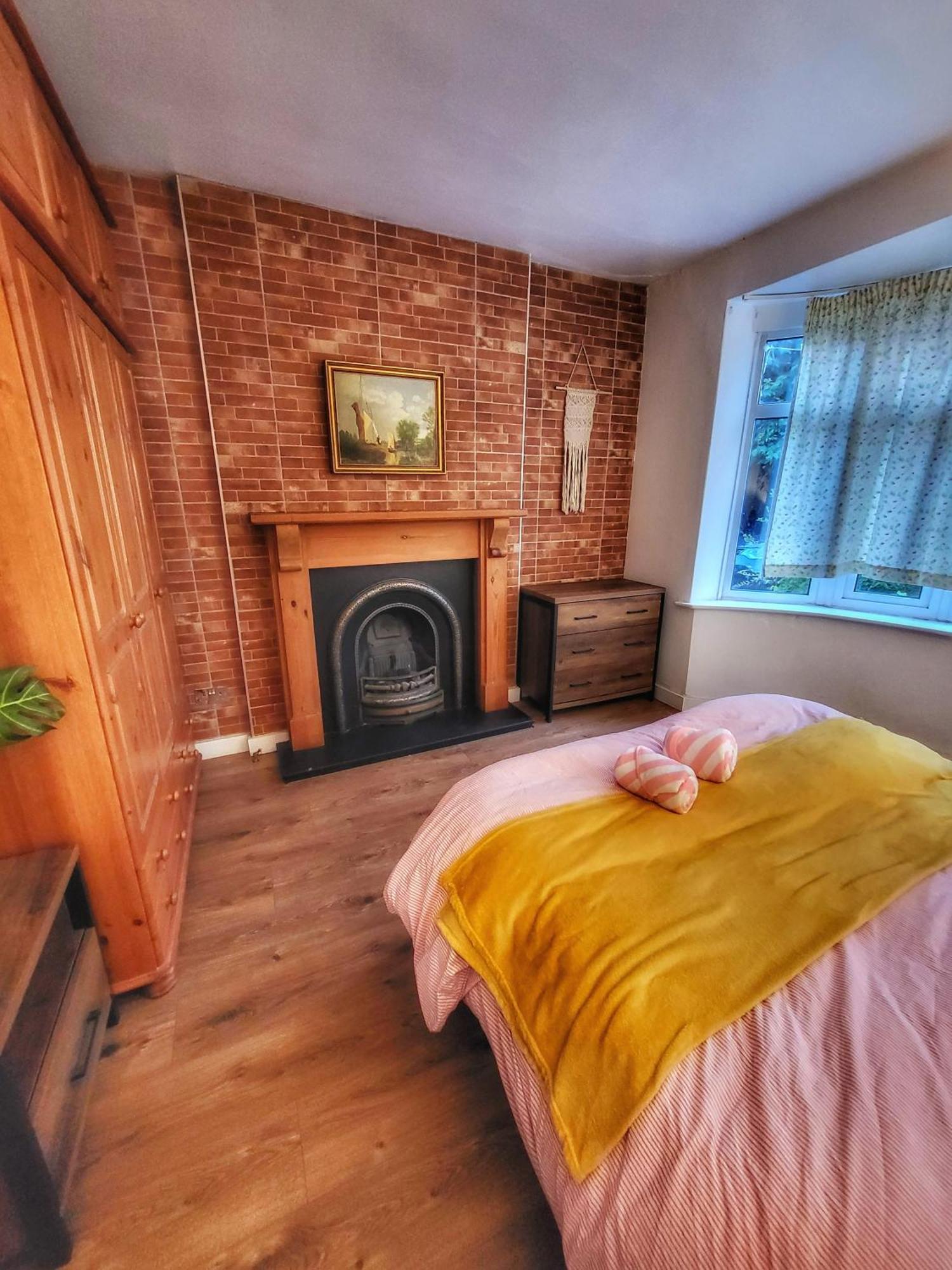 Chalet The Magnolia - 5 Bed Victorian Reading
